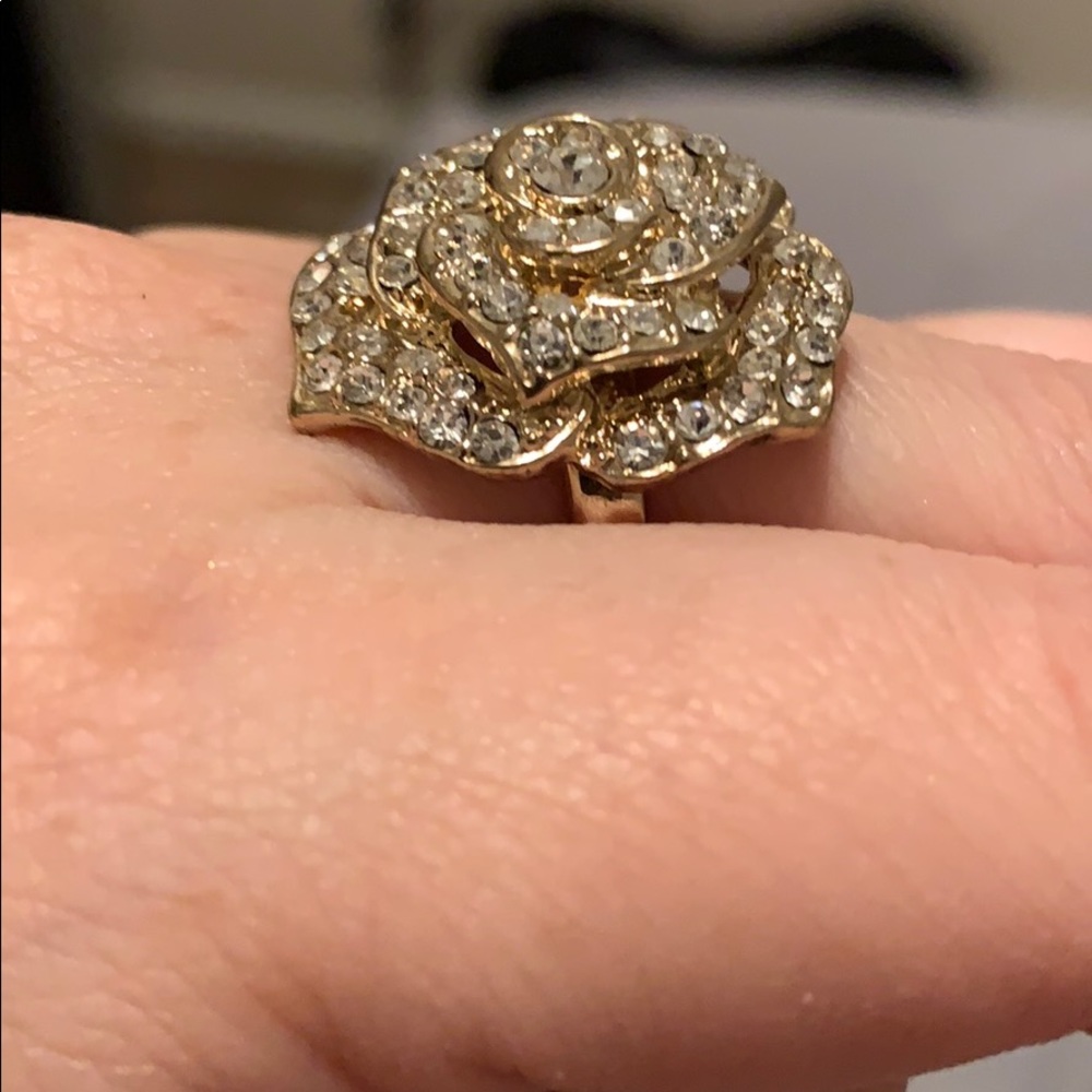 Rose ring - Picture 3 of 3